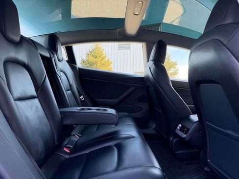 Used 2020 Tesla Model 3 Performance image 13