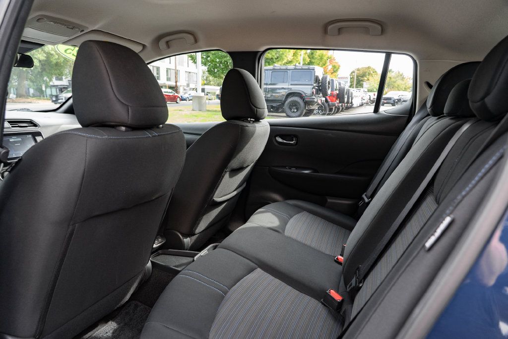 Used 2025 Nissan Leaf S FWD image 24
