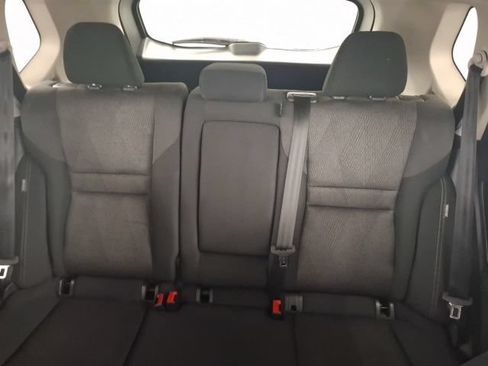 Used 2024 Nissan Rogue SV FWD image 29
