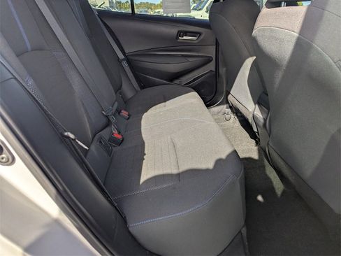 Used 2022 Toyota Corolla SE image 13