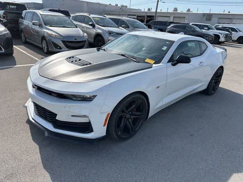 Used 2021 Chevrolet Camaro SS image 2