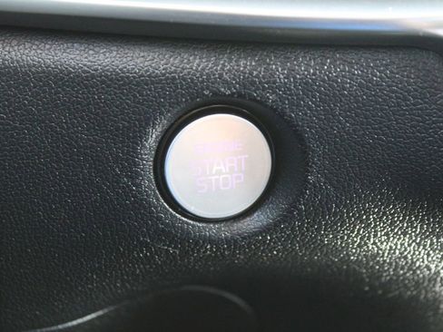 Used 2026 Kia Sorento LX FWD image 32
