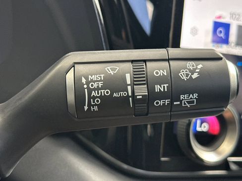 Certified 2025 Lexus RX 450h AWD w/ Luxury Package image 33