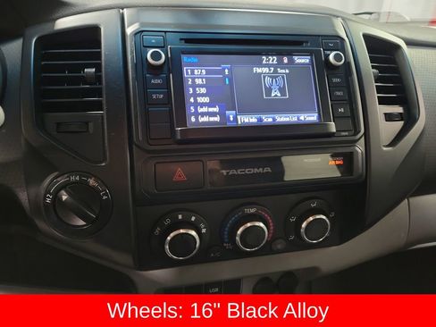 Used 2015 Toyota Tacoma 4x4 Double Cab image 15
