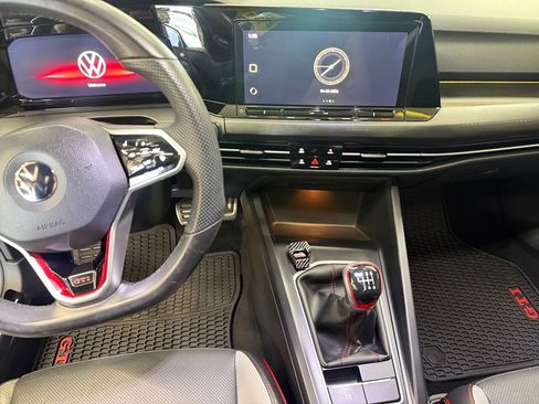 Used 2022 Volkswagen GTI SE FWD image 22