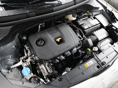 Used 2025 Kia Soul S FWD image 47