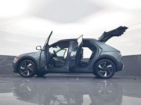 New 2025 Hyundai Ioniq 5 SEL image 34