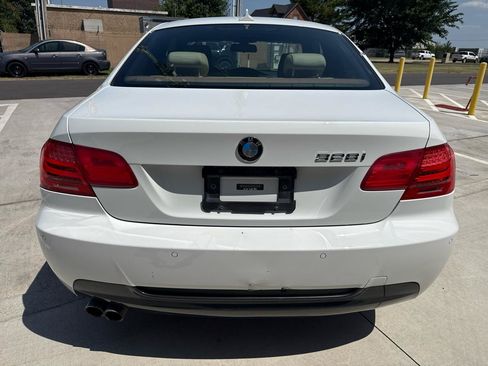 Used 2013 BMW 328i xDrive Coupe AWD/4WD image 12