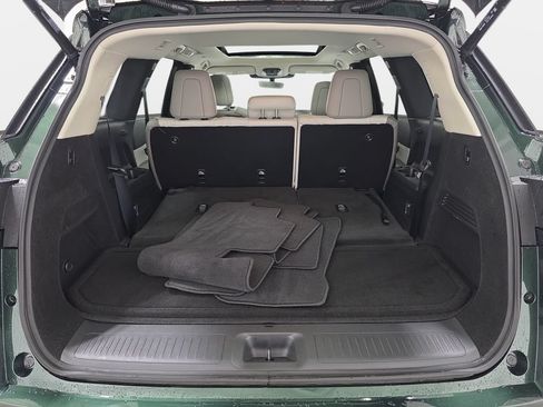 Certified 2026 INFINITI QX60 Luxe w/ Cargo Package AWD/4WD image 29