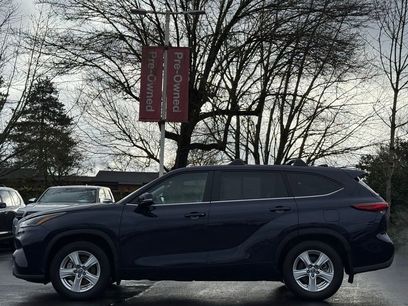 Used 2023 Toyota Highlander L
