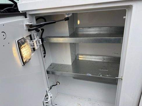 Used 2025 Ford E-350 and Econoline 350 Super Duty w/ Power Equipment Group image 5