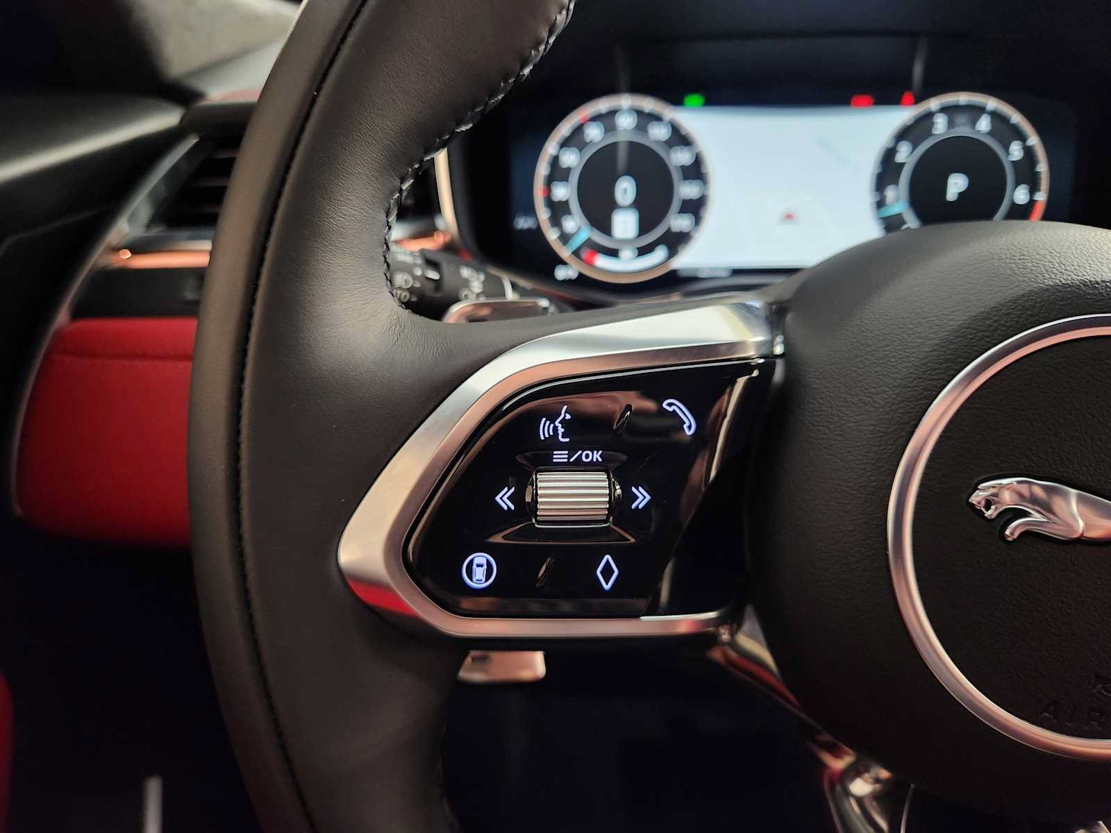New 2026 Jaguar F-PACE R-Dynamic S AWD/4WD image 27