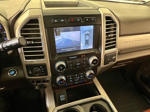 Used 2018 Ford F250 King Ranch w/ King Ranch Ultimate Package image 29