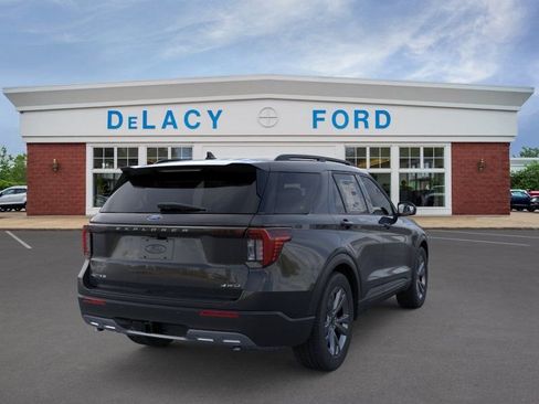 New 2026 Ford Explorer Active w/ Active Comfort Package AWD/4WD image 8