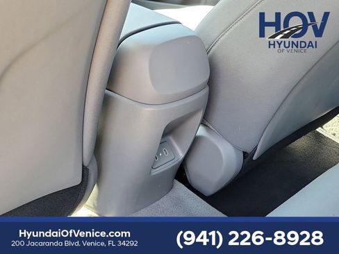 Certified 2024 Hyundai Elantra SEL FWD image 19