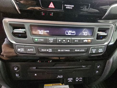 Used 2022 Honda Pilot Black Edition image 20