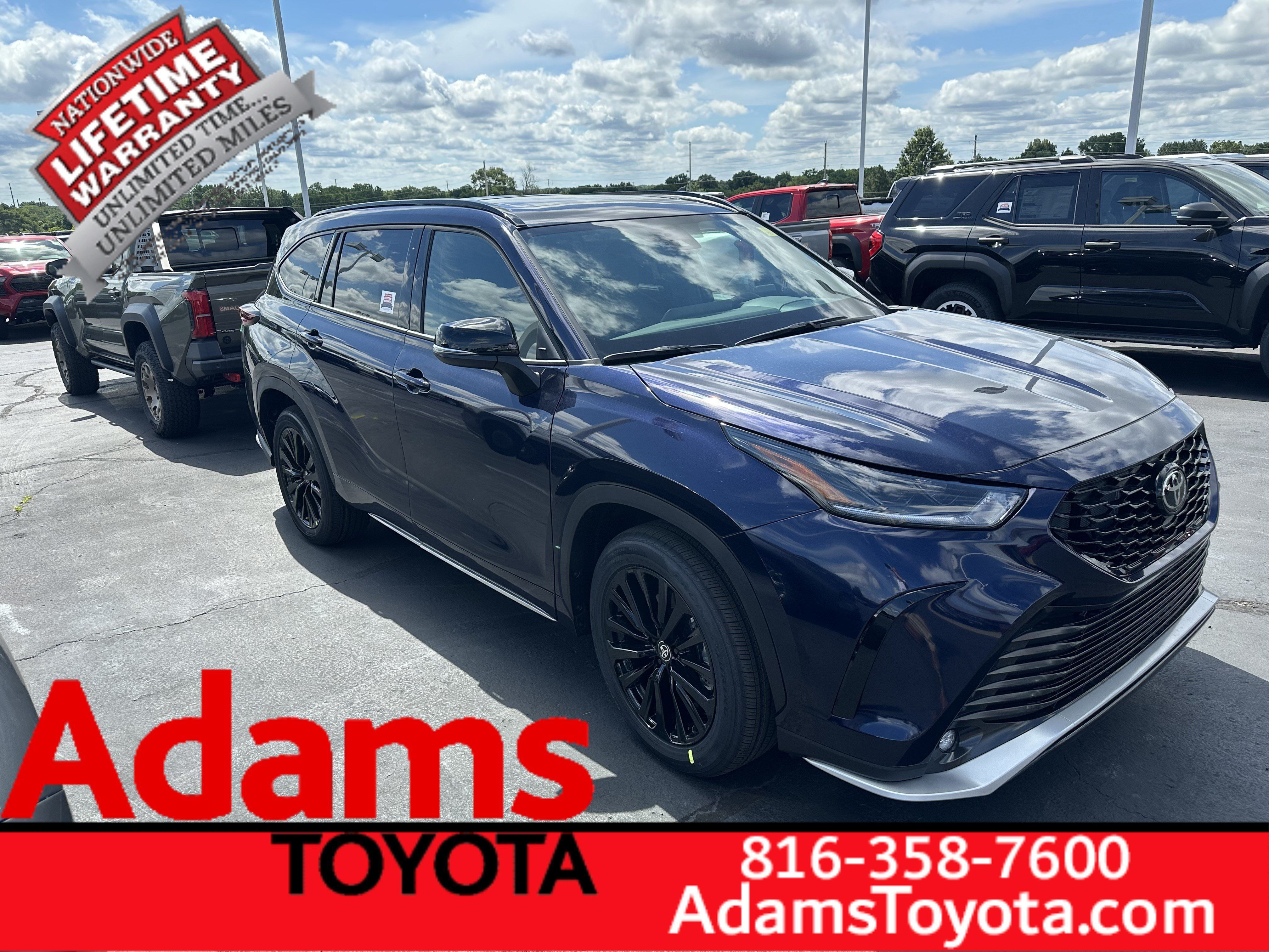 Used 2026 Toyota Highlander XSE AWD/4WD image 1