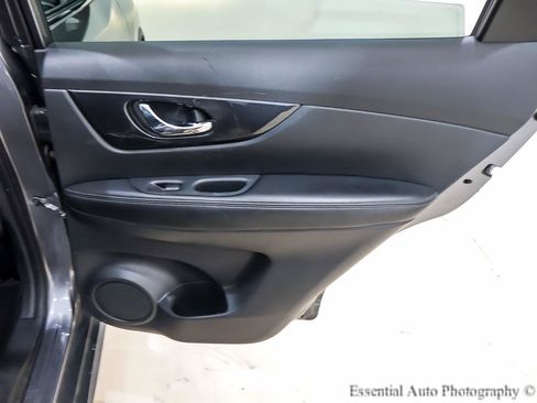 Used 2020 Nissan Rogue SV AWD/4WD image 27