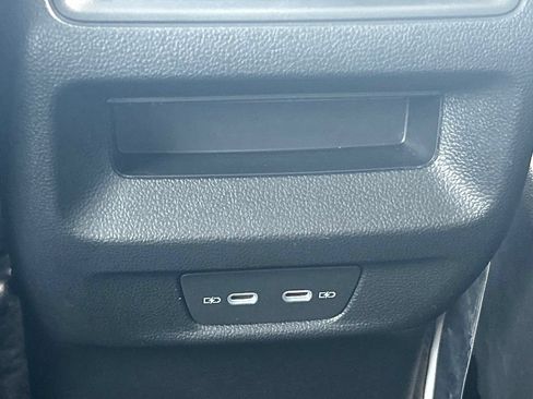 Certified 2026 Volkswagen Tiguan SE FWD image 45