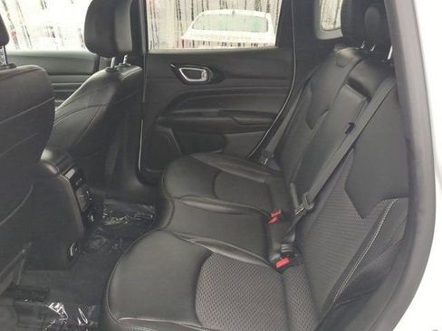 Used 2024 Jeep Compass Latitude w/ Altitude Special Edition image 13