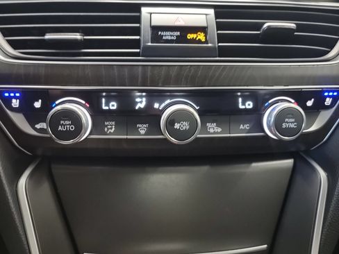 Used 2022 Honda Accord Touring image 21