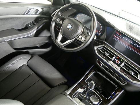 Used 2020 BMW X5 xDrive40i w/ Parking Assistance Package image 9