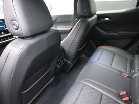 Certified 2026 Chevrolet Equinox RS w/ Convenience Package III image 23