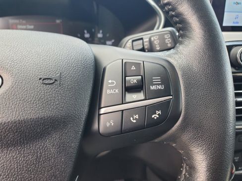 Used 2021 Ford Escape SE w/ SE Sport Appearance Package FWD image 16