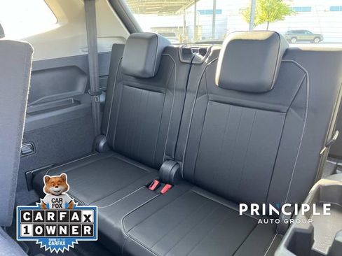 Certified 2023 Volkswagen Tiguan SE w/ Panoramic Sunroof Package image 29