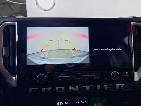 Certified 2025 Nissan Frontier SV w/ SV Convenience Package image 11