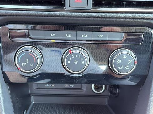 New 2025 Volkswagen Taos S image 21