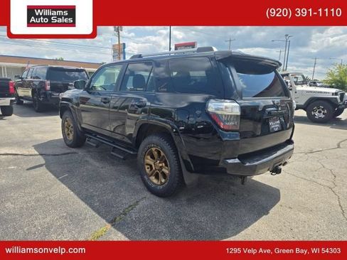 Used 2021 Toyota 4Runner SR5 Premium w/ Moonroof Package AWD/4WD image 8