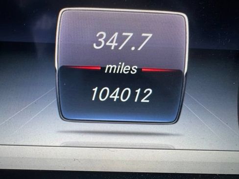 Used 2019 Mercedes-Benz E 300 image 4