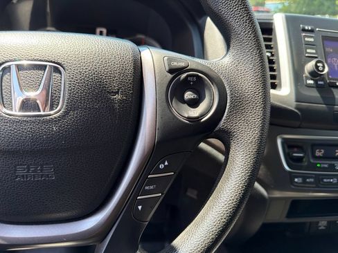 Used 2019 Honda Ridgeline Sport image 18