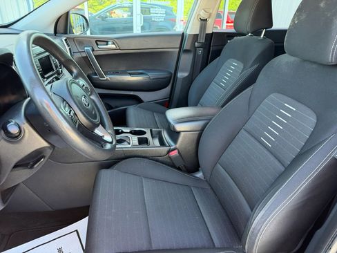 Used 2018 Kia Sportage LX FWD image 9