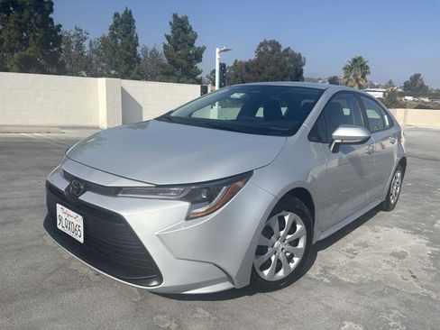 Used 2024 Toyota Corolla LE image 4