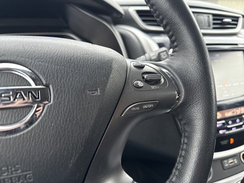 Used 2021 Nissan Murano SV image 26