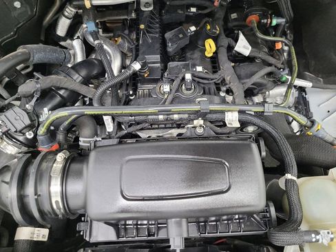 Used 2021 Ford Explorer XLT w/ Equipment Group 202A image 30