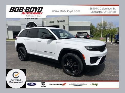 Certified 2024 Jeep Grand Cherokee Altitude AWD/4WD image 1