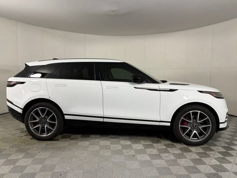 Used 2025 Land Rover Range Rover Velar Dynamic SE AWD/4WD image 13