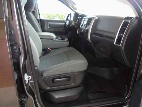 Used 2016 RAM 2500 SLT AWD/4WD image 7