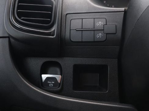 Used 2023 RAM ProMaster 3500 FWD image 21