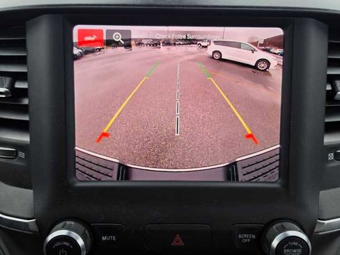 Used 2024 RAM 2500 Big Horn w/ Bed Utility Group image 19