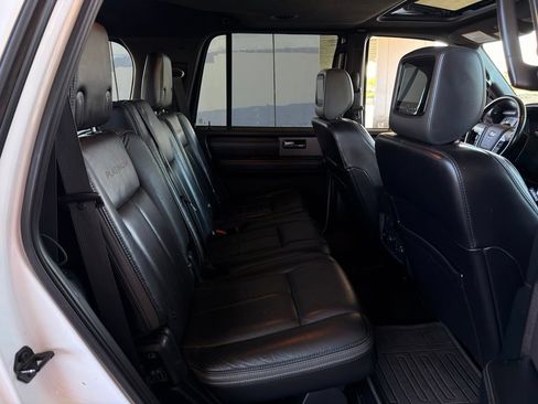 Used 2017 Ford Expedition Platinum AWD/4WD image 51