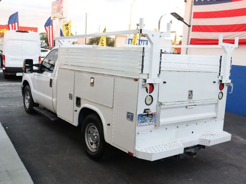 Used 2015 Ford F250 XL w/ Power Equipment Group image 7