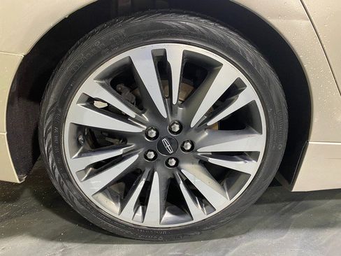Used 2017 Lincoln MKZ Reserve w/ Climate Package FWD image 9