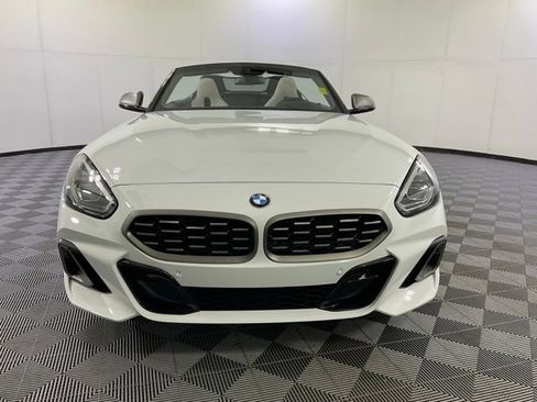 Certified 2026 BMW Z4 M40i w/ Premium Package image 2