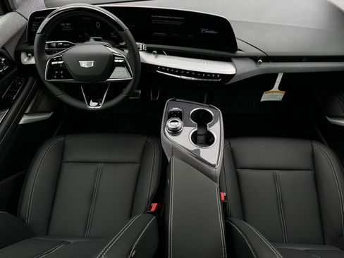 New 2026 Cadillac Optiq Sport 1 w/ LPO, Floor Liner Package image 14