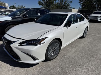 New 2025 Lexus ES 350 w/ Premium Package