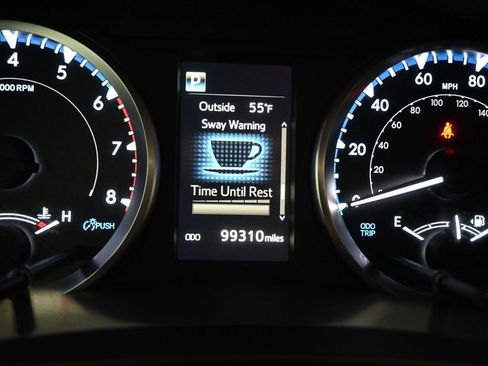 Used 2019 Toyota Highlander LE image 14